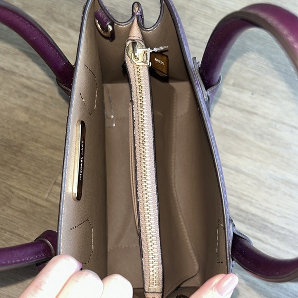 Michael Kors Mercer Star Studded Purse - Picture 4 of 5